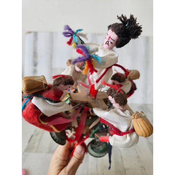 Vintage folk art childs toy tribal dancing people music - Picture 6 of 11